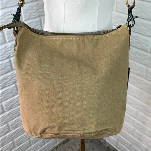 MYRA DOYAN FLORAL CANVAS AND LEATHER ACCENT CROSSBODY BUCKET BAG NWT - Picture 6 of 16